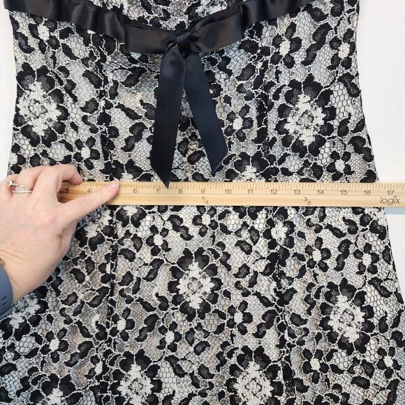 Cache Halter Lace Tulle Dress Size 6 Black Ivory Asymmetric Goth Prom Wedding - Picture 13 of 16